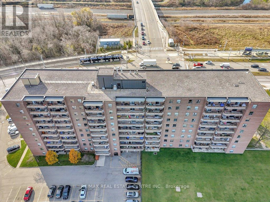 107 - 1100 Courtland Avenue E, Kitchener, Ontario  N2C 2H9 - Photo 35 - X12989668