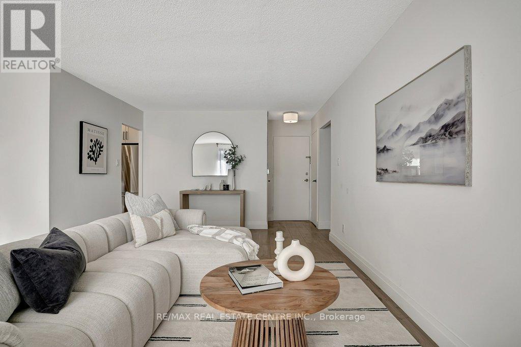 107 - 1100 Courtland Avenue E, Kitchener, Ontario  N2C 2H9 - Photo 7 - X12989668