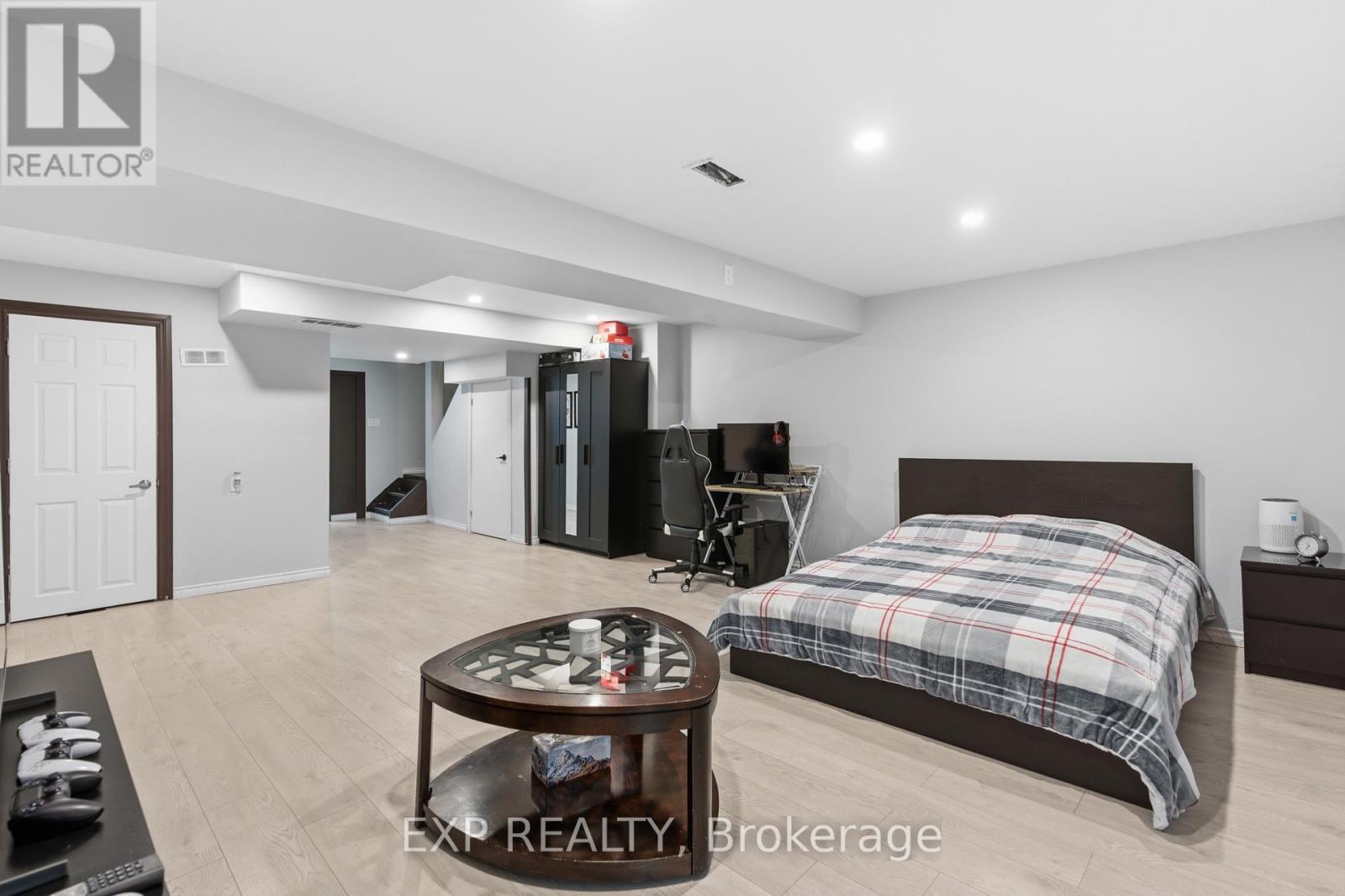 35 Thames Way, Hamilton, Ontario  L0R 1W0 - Photo 31 - X12989728