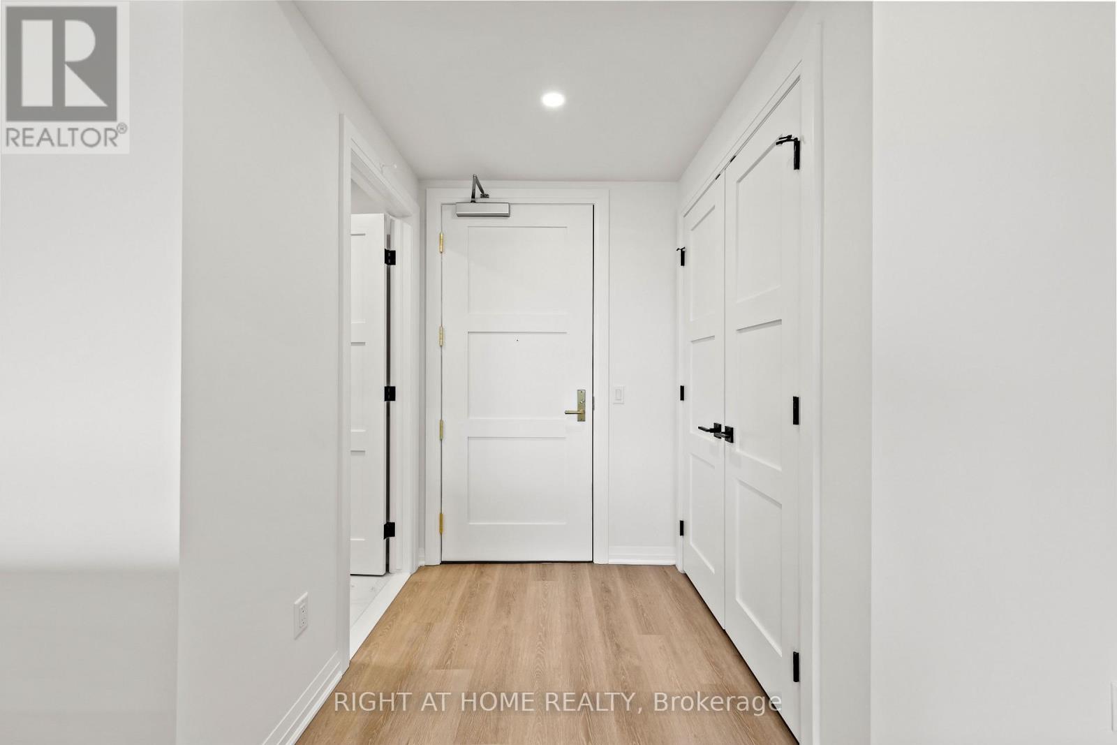 204 - 6523 Wellington Rd 7, Centre Wellington, Ontario  N0B 1S0 - Photo 2 - X12989844