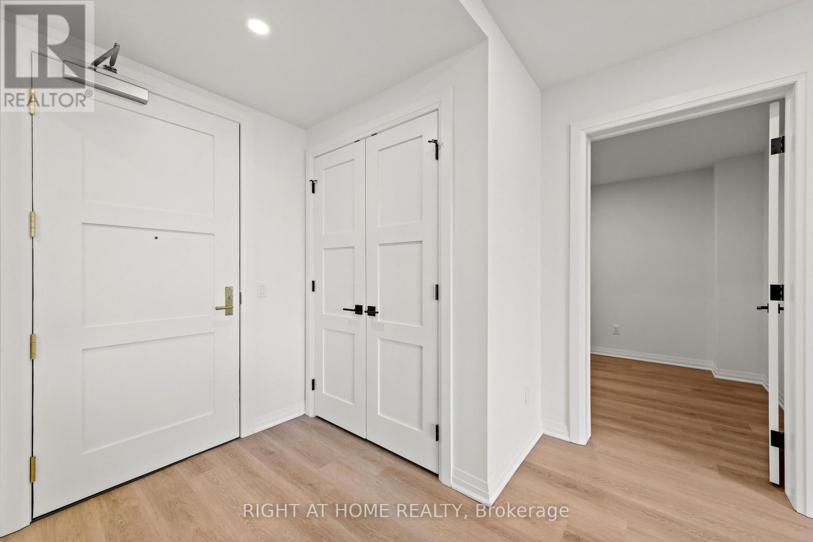 204 - 6523 Wellington Rd 7, Centre Wellington, Ontario  N0B 1S0 - Photo 3 - X12989844