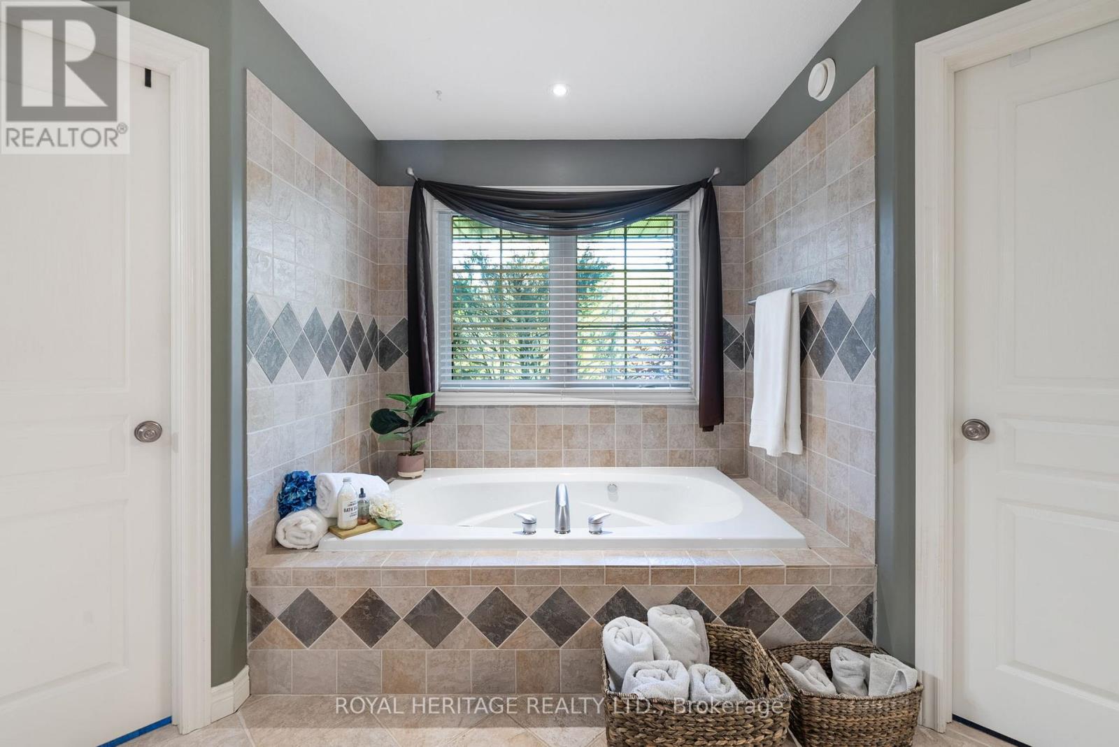 141 Shanagarry Drive, Selwyn, Ontario  K0L 1T0 - Photo 24 - X12989850