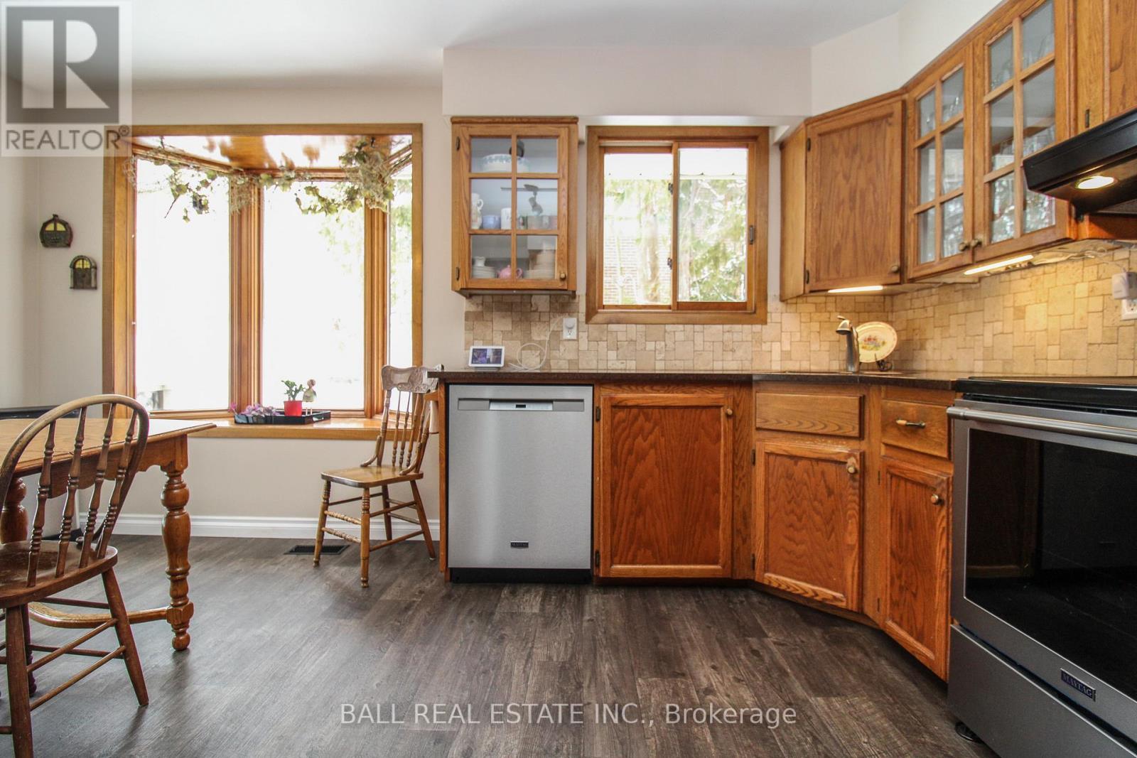 1559 Westbrook Drive, Peterborough, Ontario  K9J 6R6 - Photo 13 - X12824096