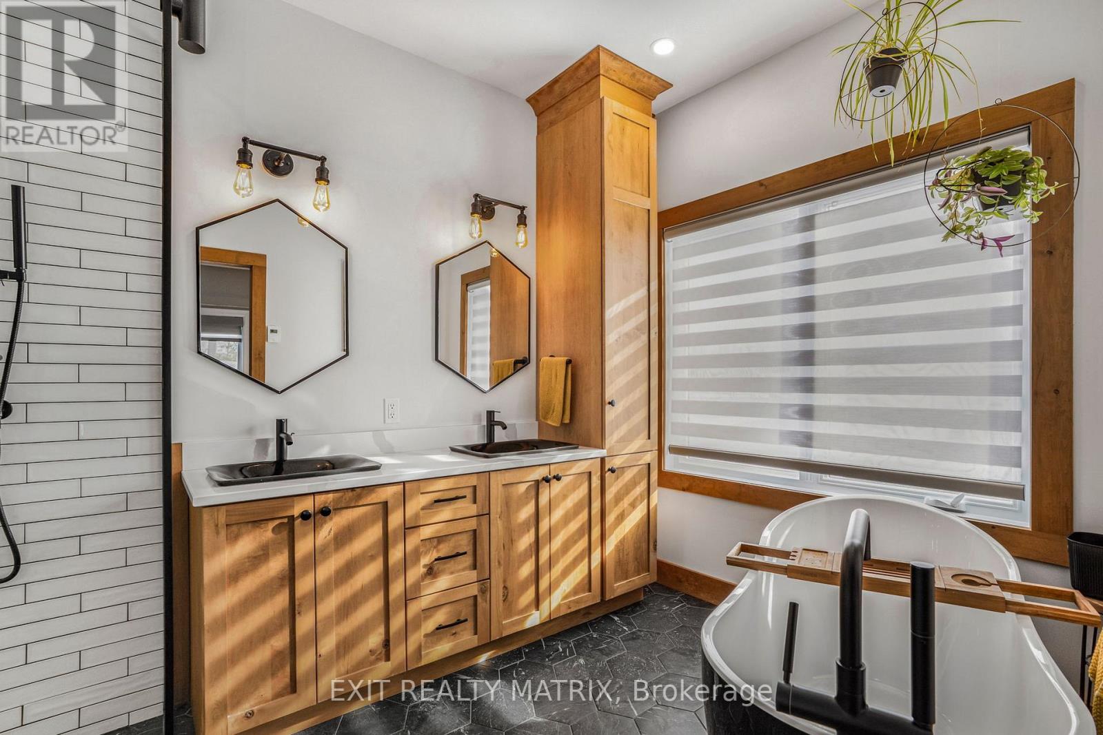 58 De La Seigneurie Street, Champlain, Ontario  K0B 1K0 - Photo 20 - X12818276