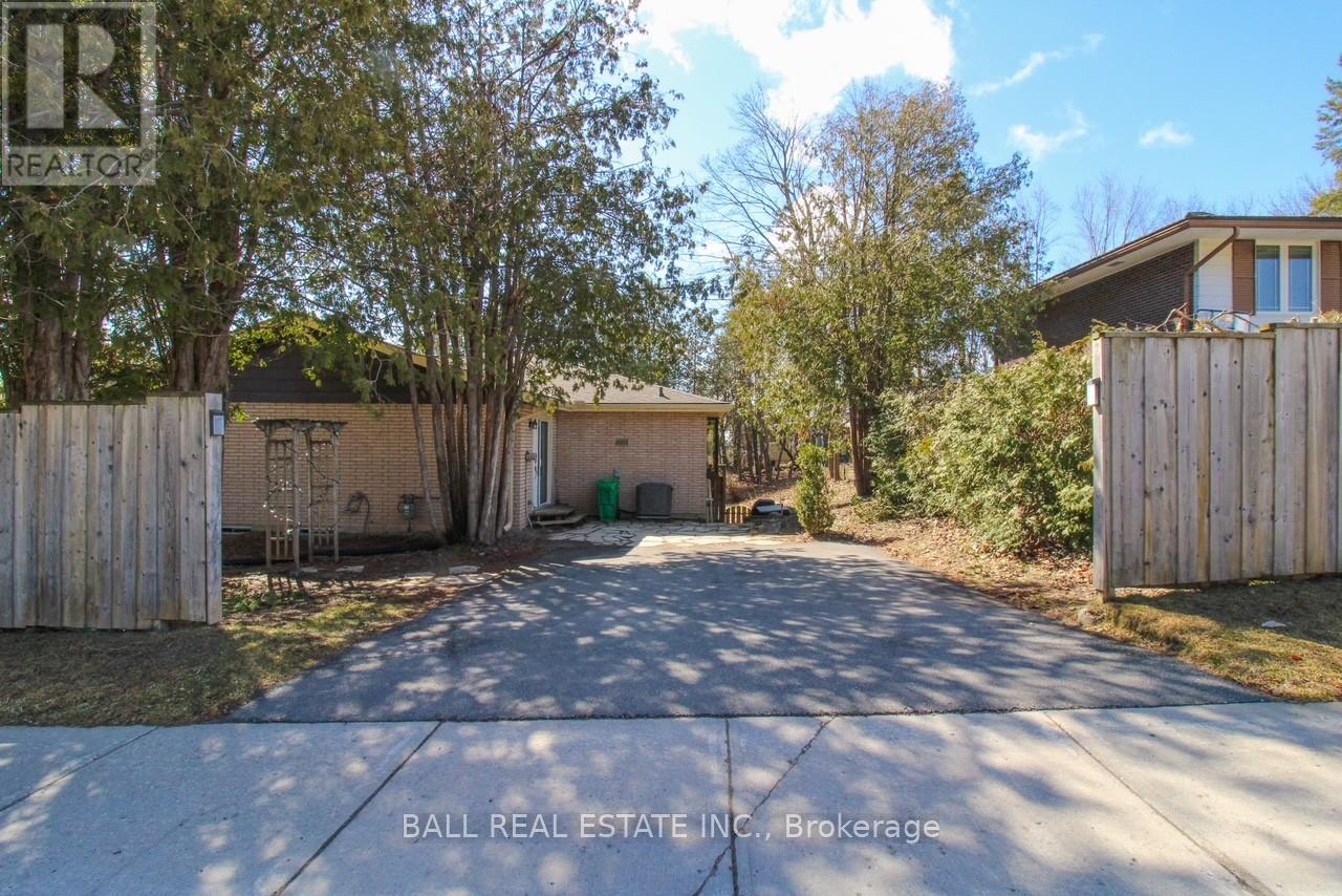 1559 Westbrook Drive, Peterborough, Ontario  K9J 6R6 - Photo 36 - X12824096