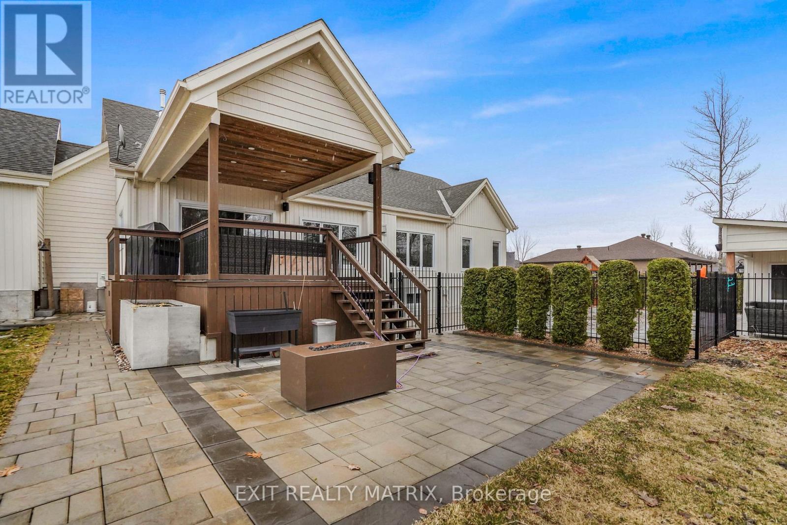 58 De La Seigneurie Street, Champlain, Ontario  K0B 1K0 - Photo 41 - X12818276