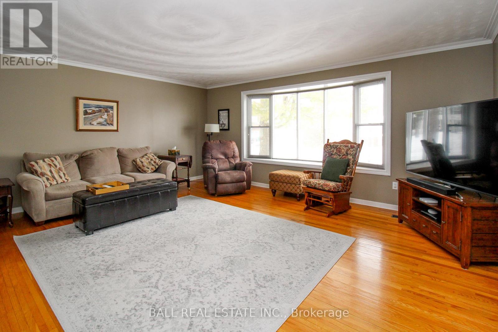 1559 Westbrook Drive, Peterborough, Ontario  K9J 6R6 - Photo 5 - X12824096