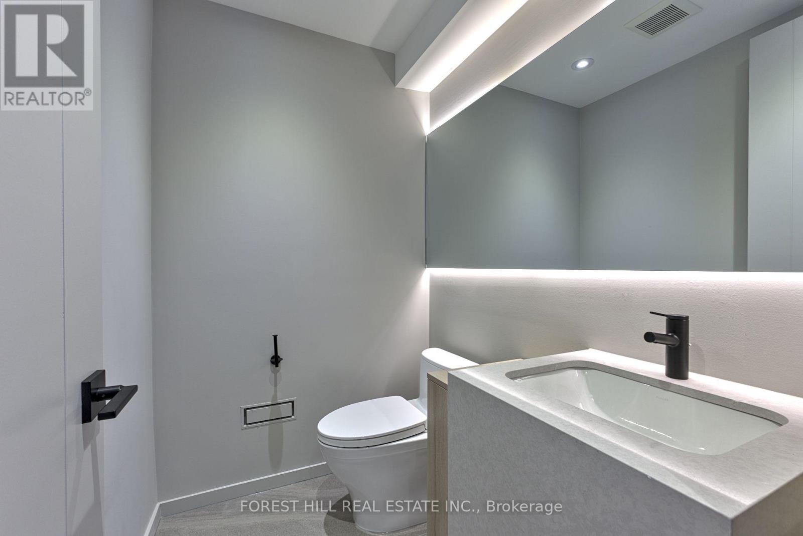 42 Cameron Avenue, Toronto, Ontario  M2N 1E1 - Photo 14 - C12943920