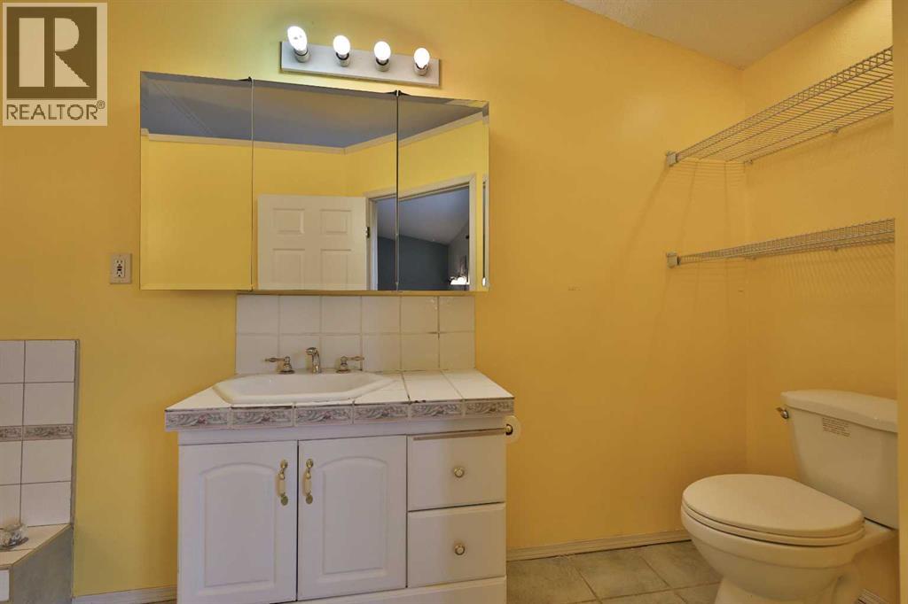 Lorem Ipsum D, Raymond, Alberta  T0K  - Photo 25 - DEMO29495876