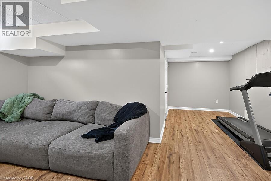 53 Pinewoods Drive, Stoney Creek, Ontario  L8J 2T6 - Photo 35 - 40818692