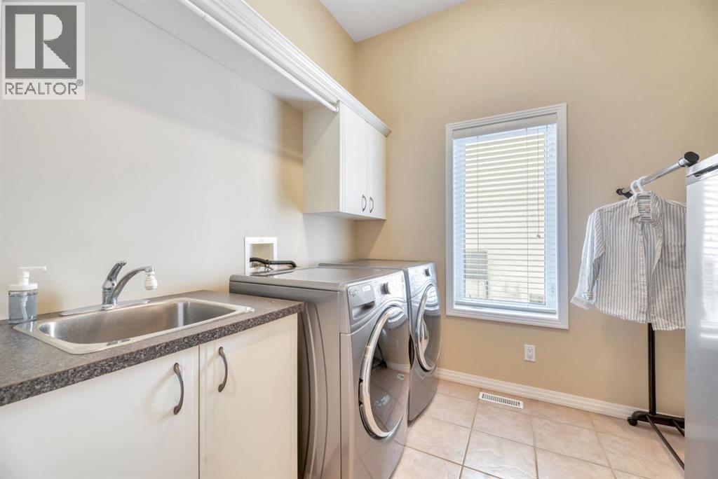 56 Evergreen Crescent SW, Calgary, Alberta  T2Y 3R3 - Photo 18 - A2299843