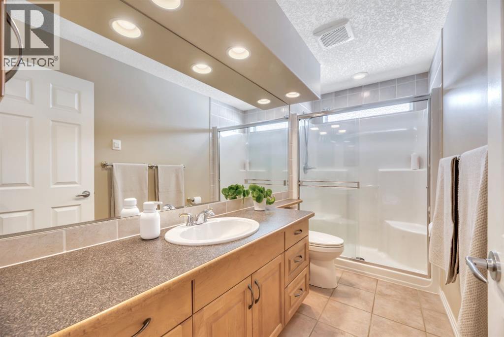 56 Evergreen Crescent SW, Calgary, Alberta  T2Y 3R3 - Photo 21 - A2299843