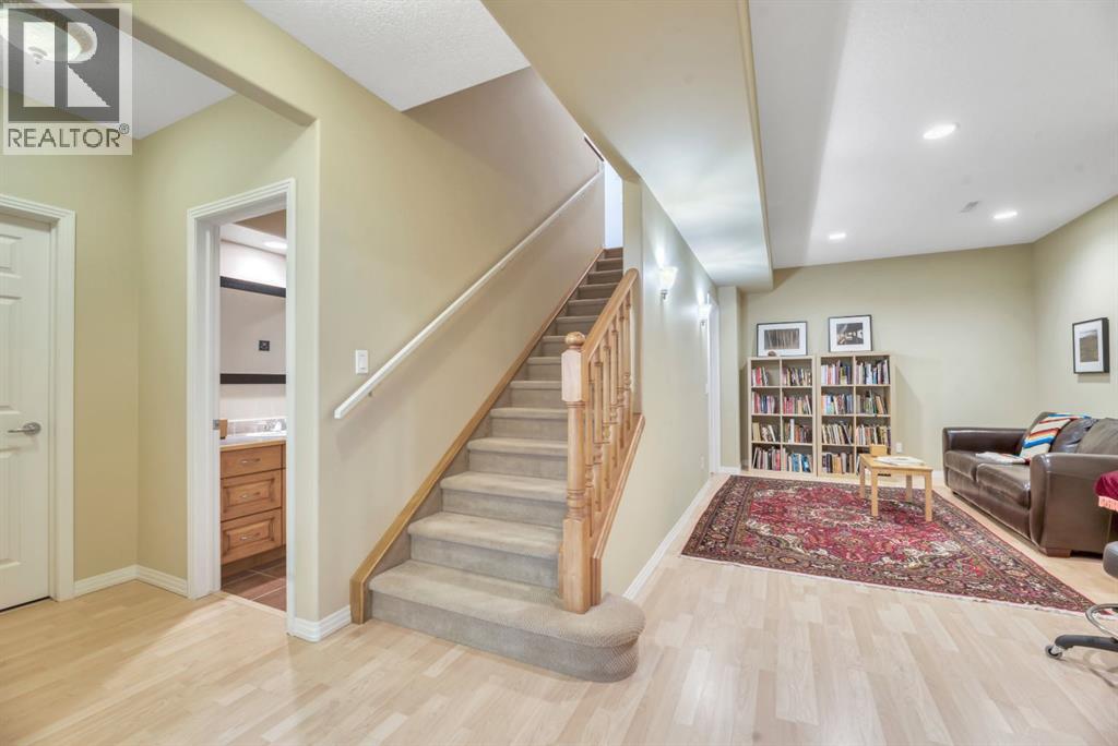56 Evergreen Crescent SW, Calgary, Alberta  T2Y 3R3 - Photo 30 - A2299843