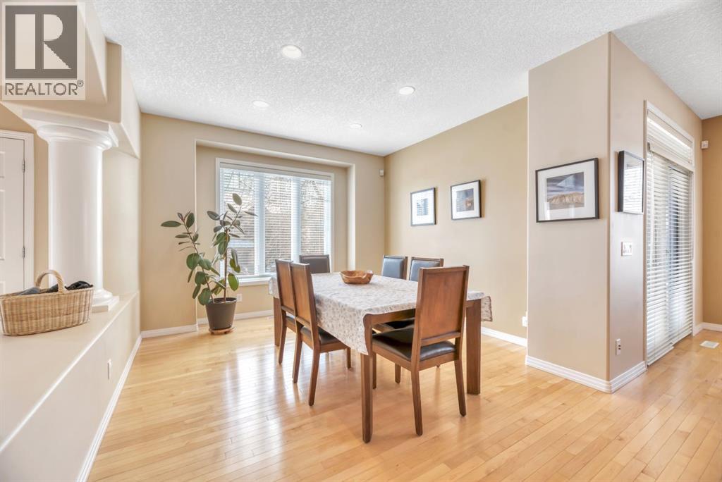 56 Evergreen Crescent SW, Calgary, Alberta  T2Y 3R3 - Photo 7 - A2299843