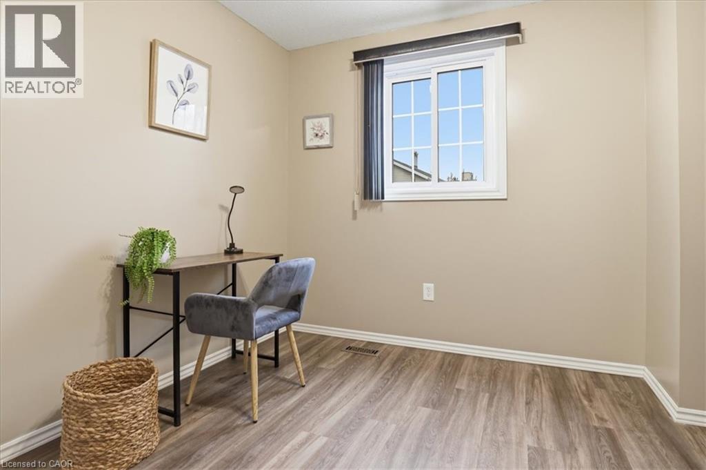 10 Holborn Court Unit# 30, Kitchener, Ontario  N2A 3Y9 - Photo 33 - 40819510