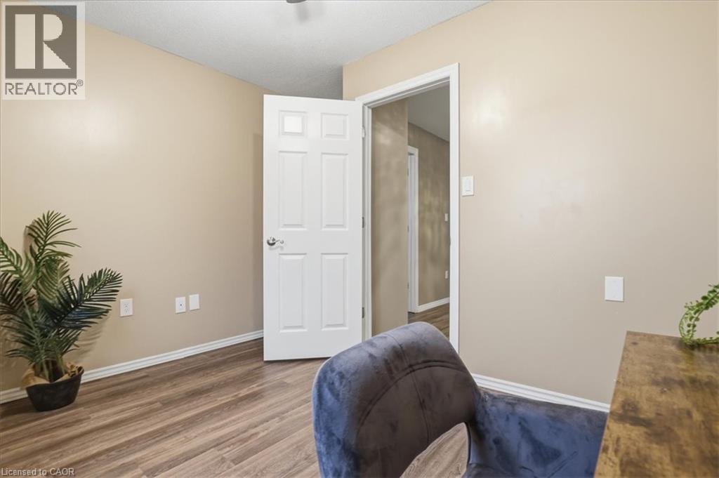10 Holborn Court Unit# 30, Kitchener, Ontario  N2A 3Y9 - Photo 34 - 40819510