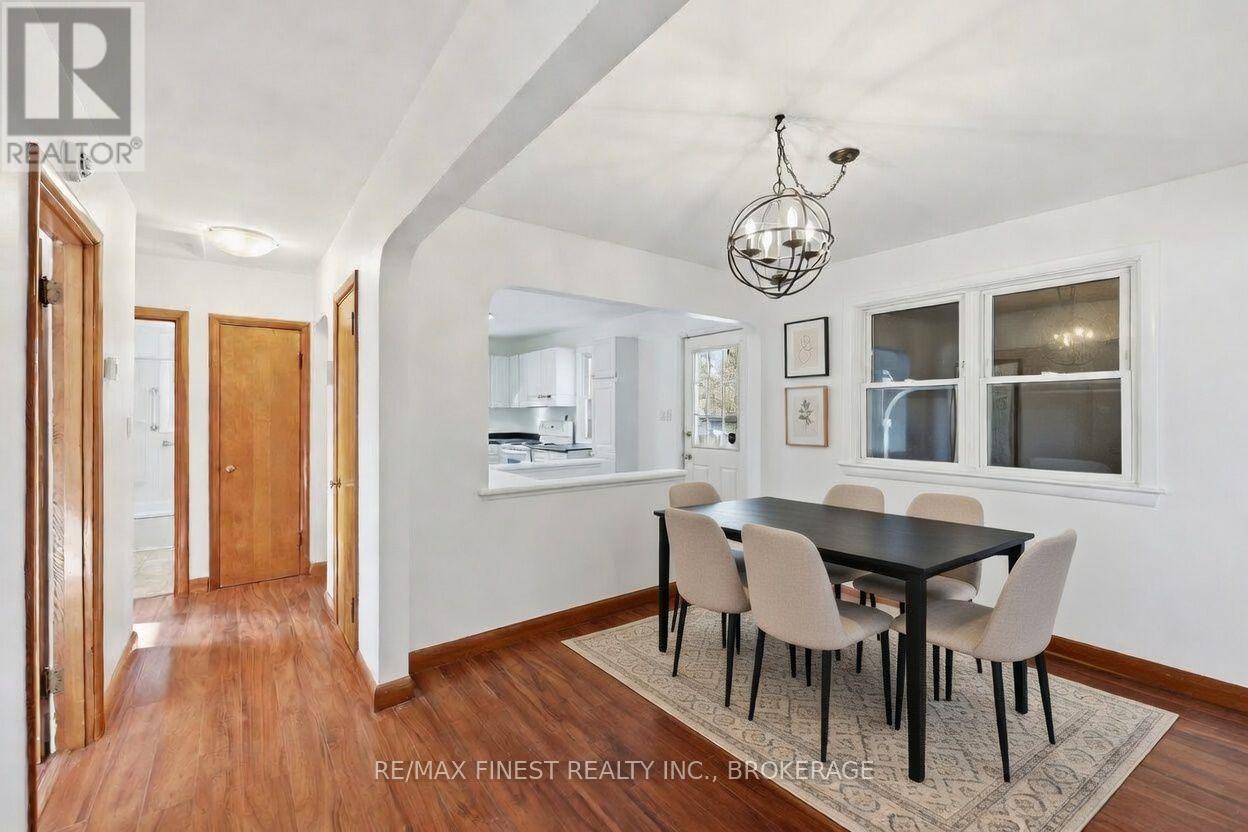 39 Lennox Street, Kingston, Ontario K7M 4S3 - Photo 8 - X12923484