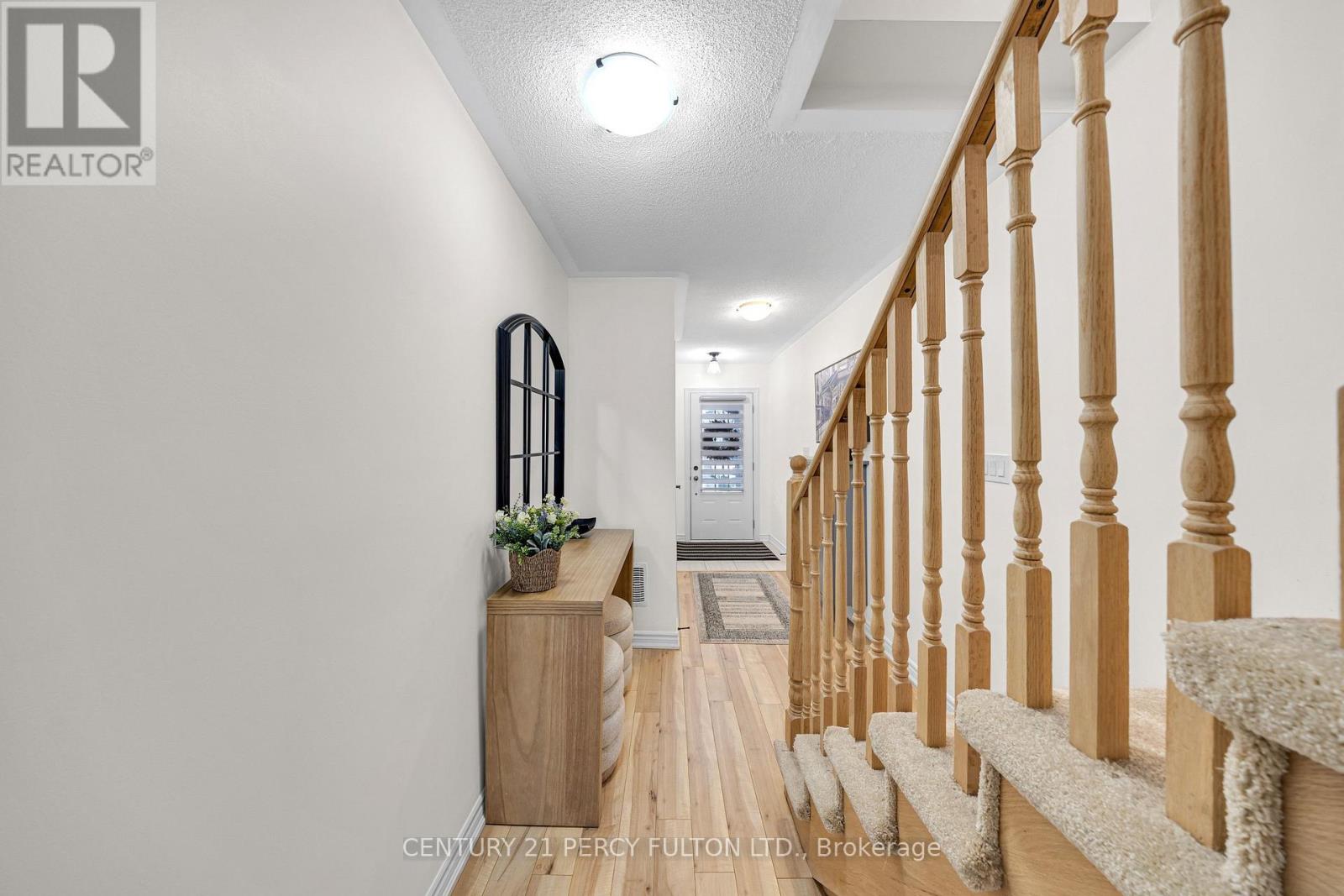 23 Honey Crisp Lane, Clarington (Bowmanville), Ontario  L1C 7H7 - Photo 6 - E12959300