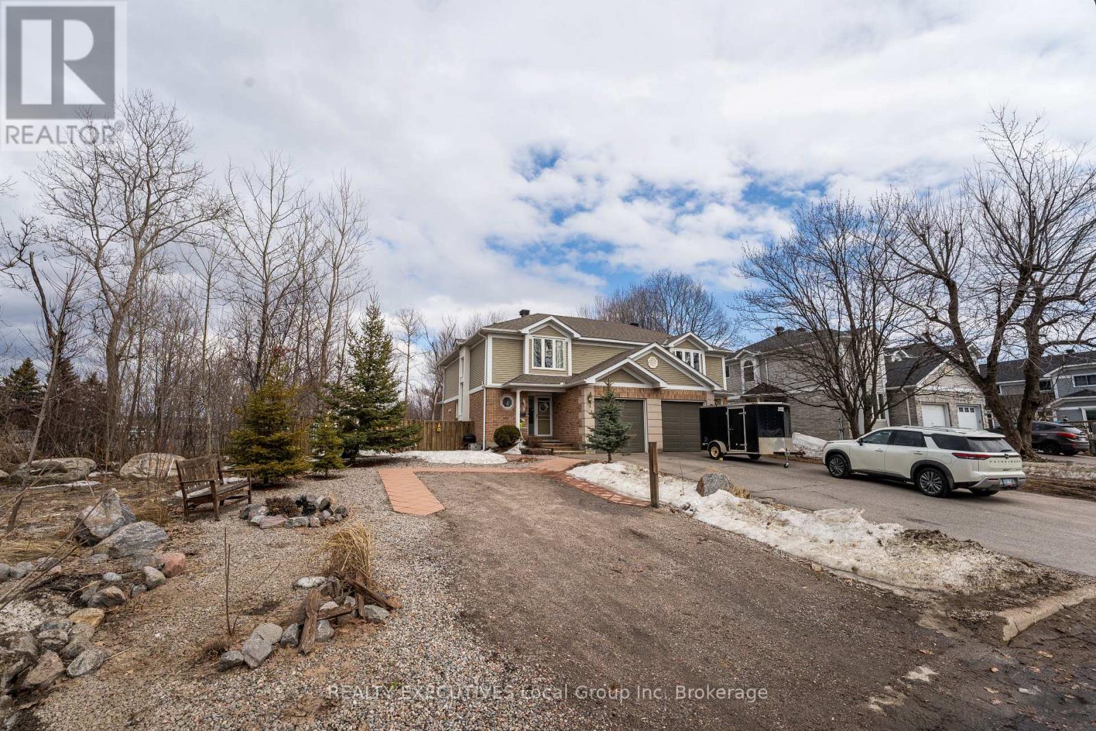 670 Tackaberry Drive, North Bay, Ontario  P1B 9L1 - Photo 2 - X12990080