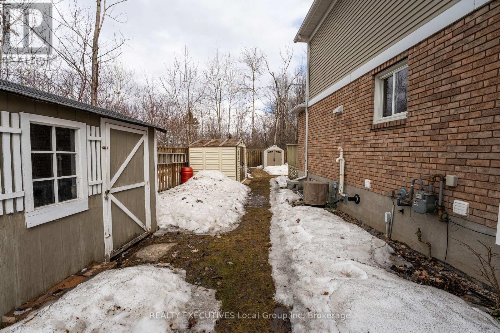 670 Tackaberry Drive, North Bay, Ontario  P1B 9L1 - Photo 37 - X12990080