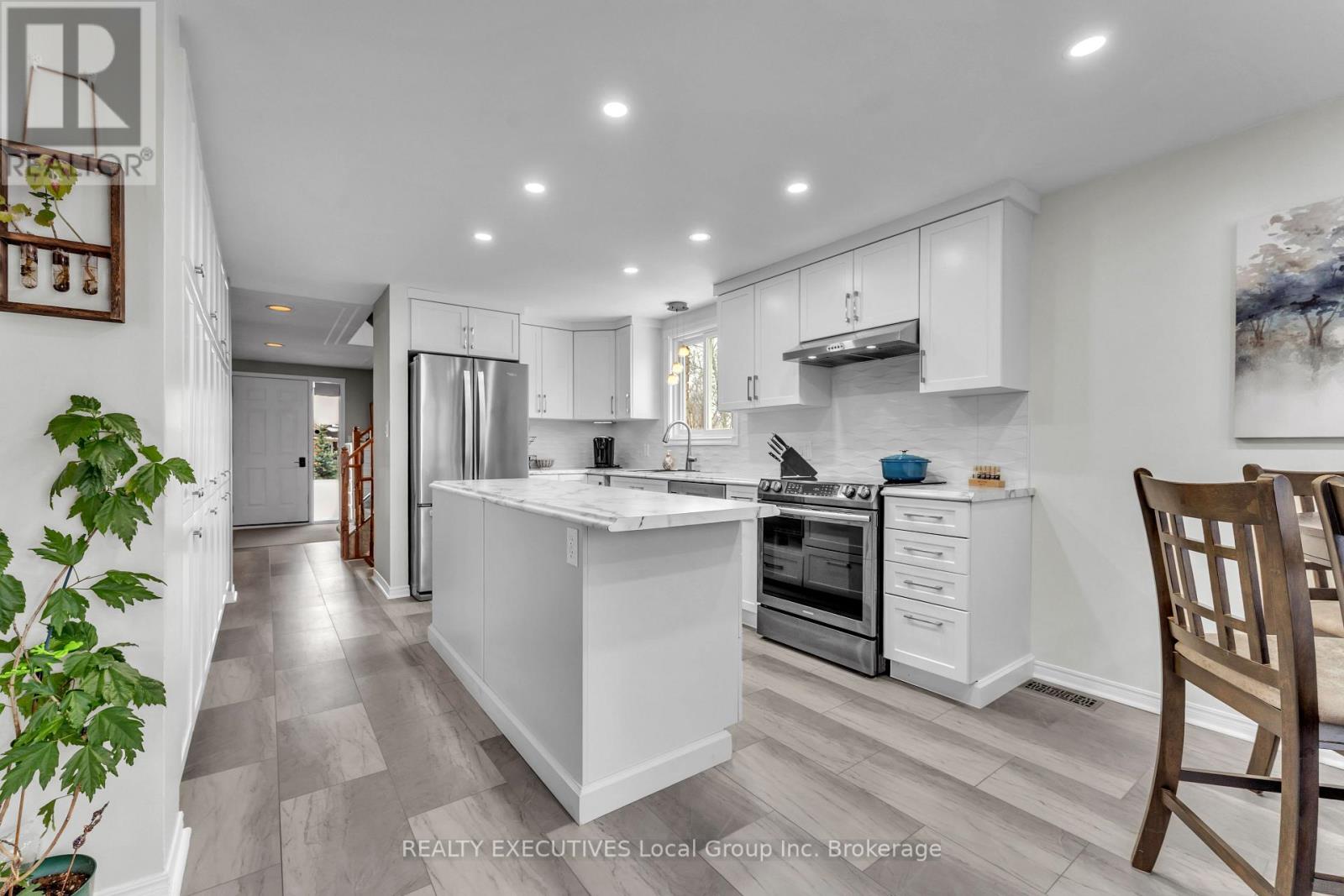 670 Tackaberry Drive, North Bay, Ontario  P1B 9L1 - Photo 4 - X12990080