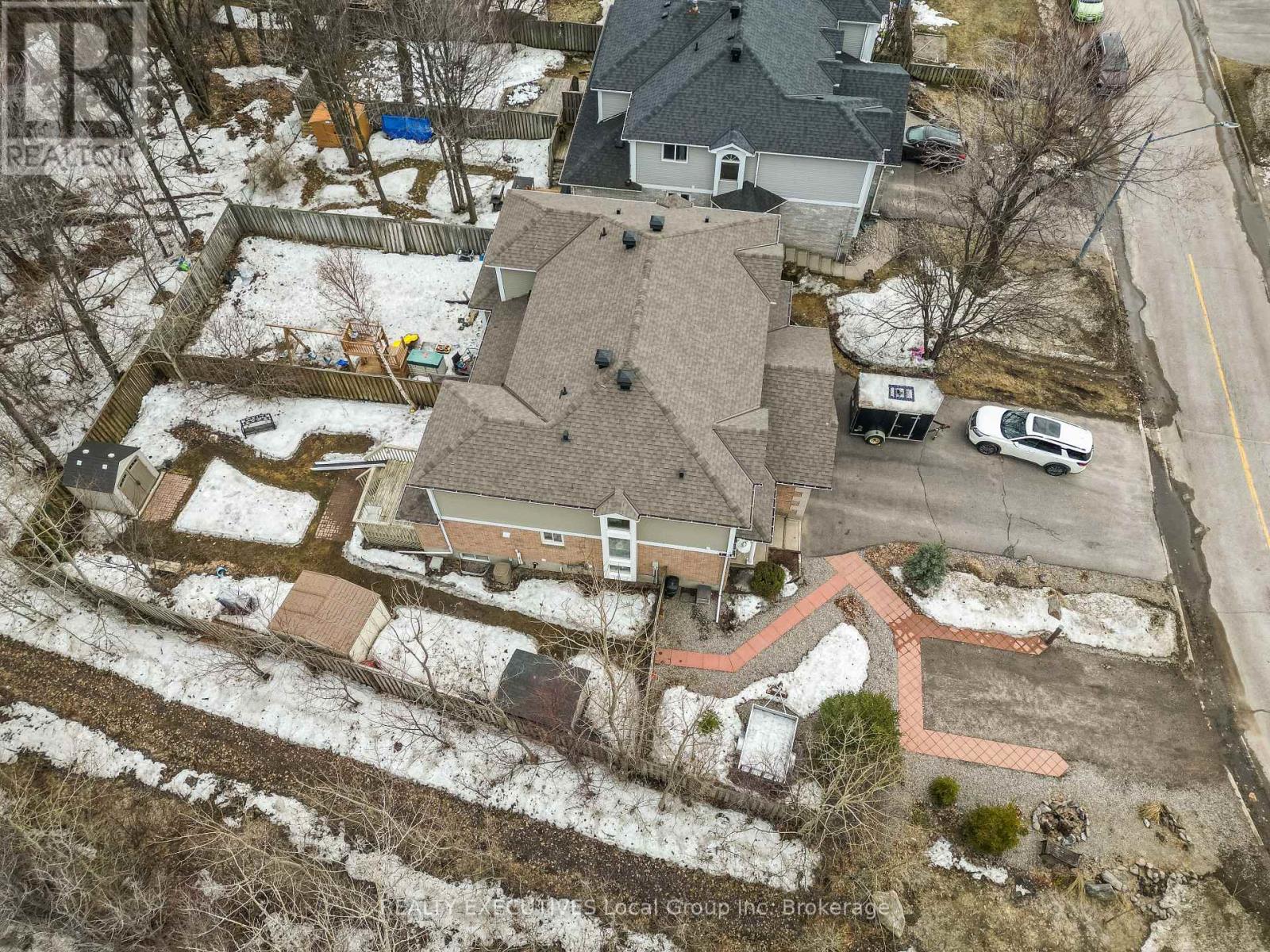 670 Tackaberry Drive, North Bay, Ontario  P1B 9L1 - Photo 48 - X12990080