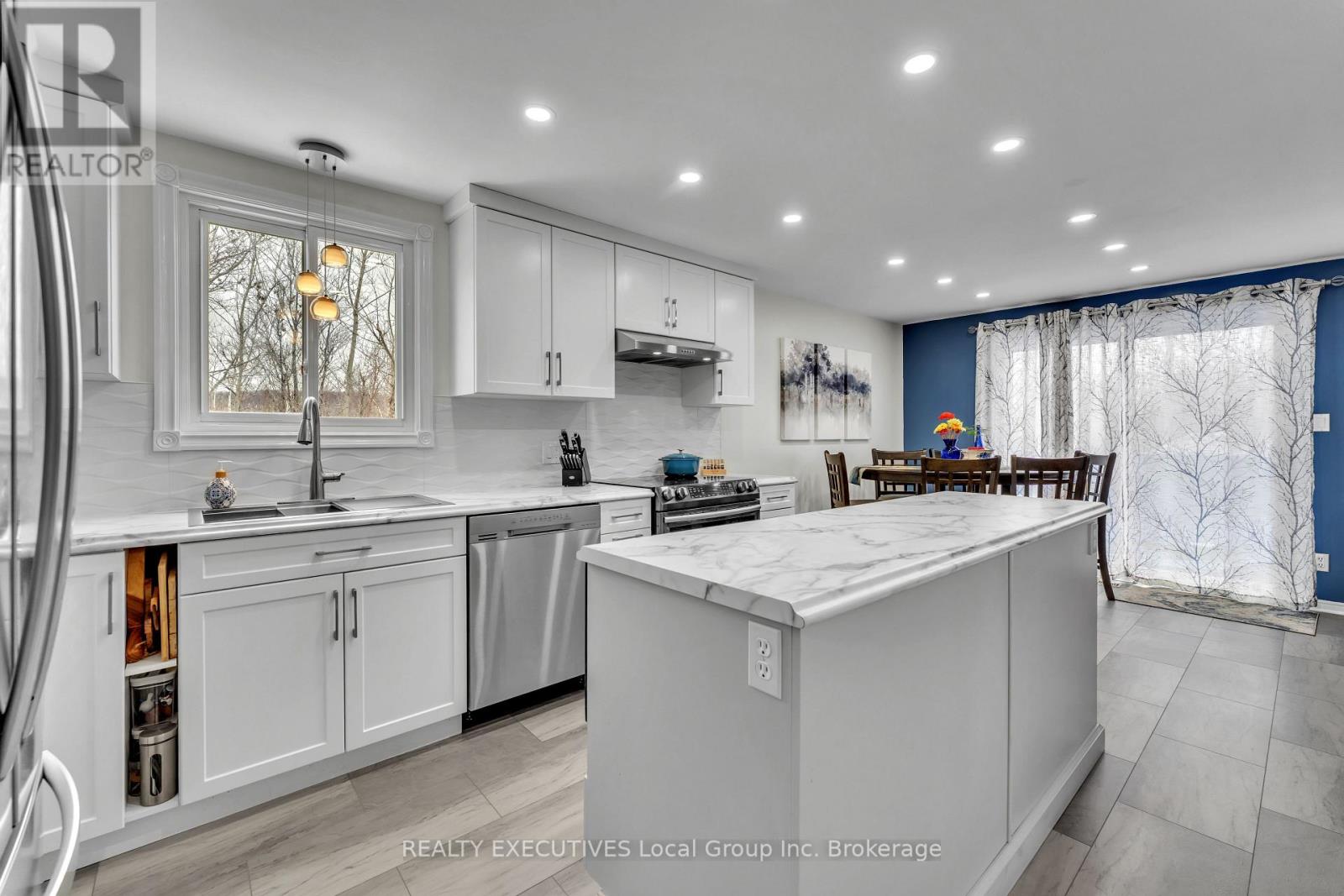 670 Tackaberry Drive, North Bay, Ontario  P1B 9L1 - Photo 6 - X12990080