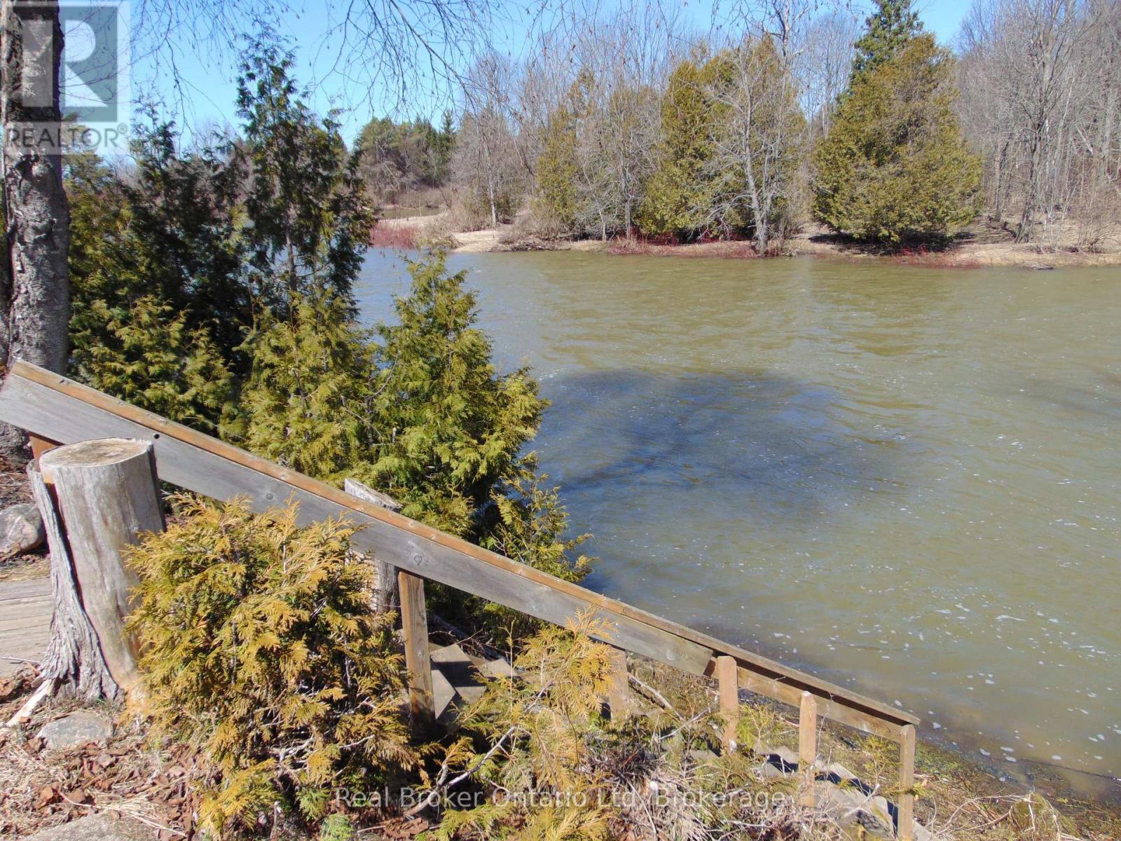 16 Twin River Drive N, South Bruce Peninsula, Ontario  N0H 2T0 - Photo 44 - X12927748