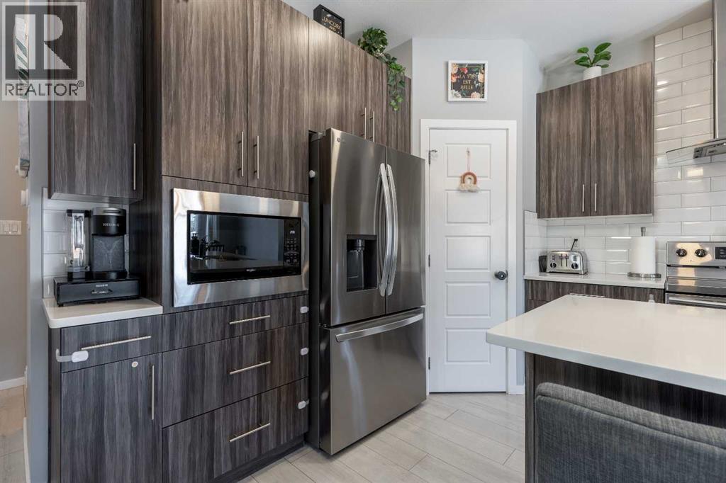 933 Pacific Way W, Lethbridge, Alberta  T1J 5N4 - Photo 8 - A2300000