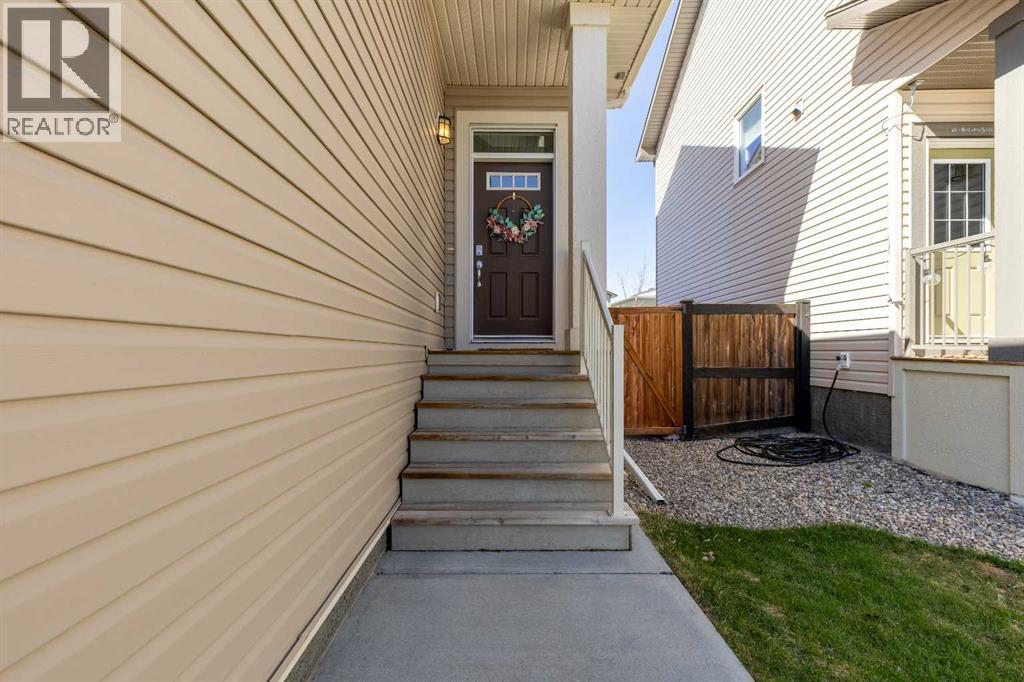 933 Pacific Way W, Lethbridge, Alberta  T1J 5N4 - Photo 3 - A2300000