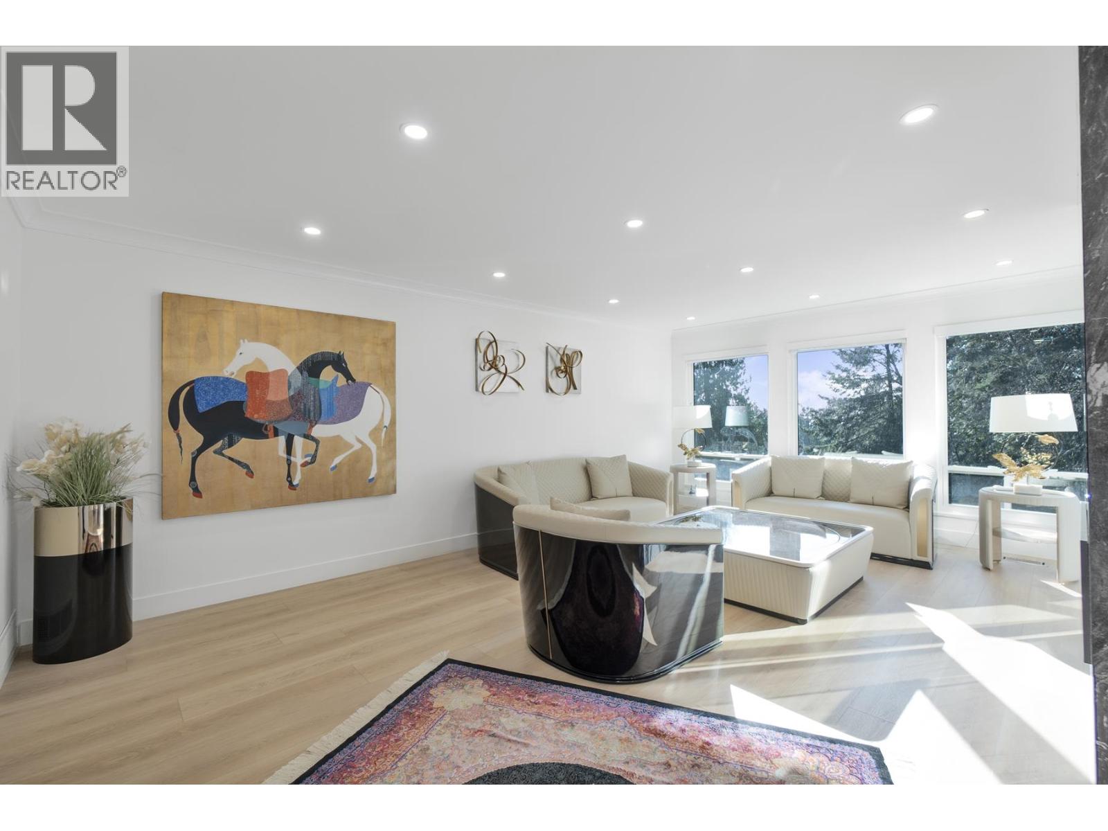 284 Montroyal Boulevard, North Vancouver, British Columbia  V7N 4E5 - Photo 12 - R3091175