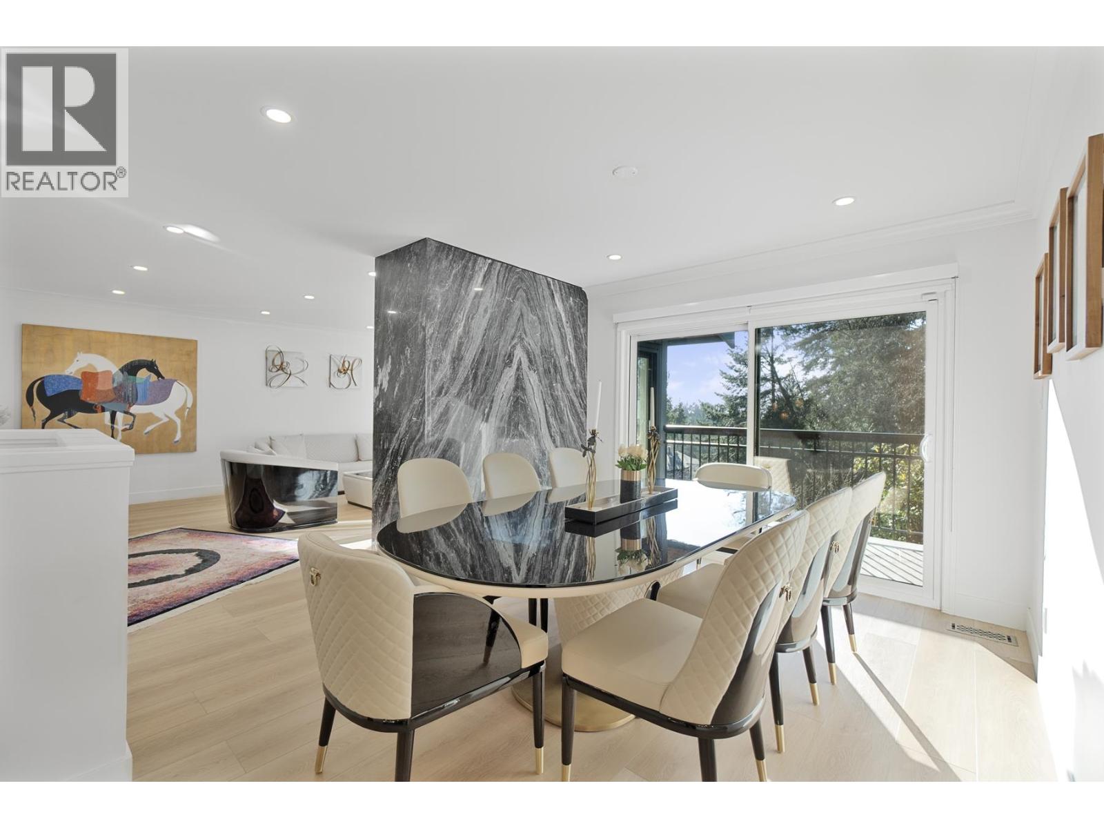 284 Montroyal Boulevard, North Vancouver, British Columbia  V7N 4E5 - Photo 15 - R3091175