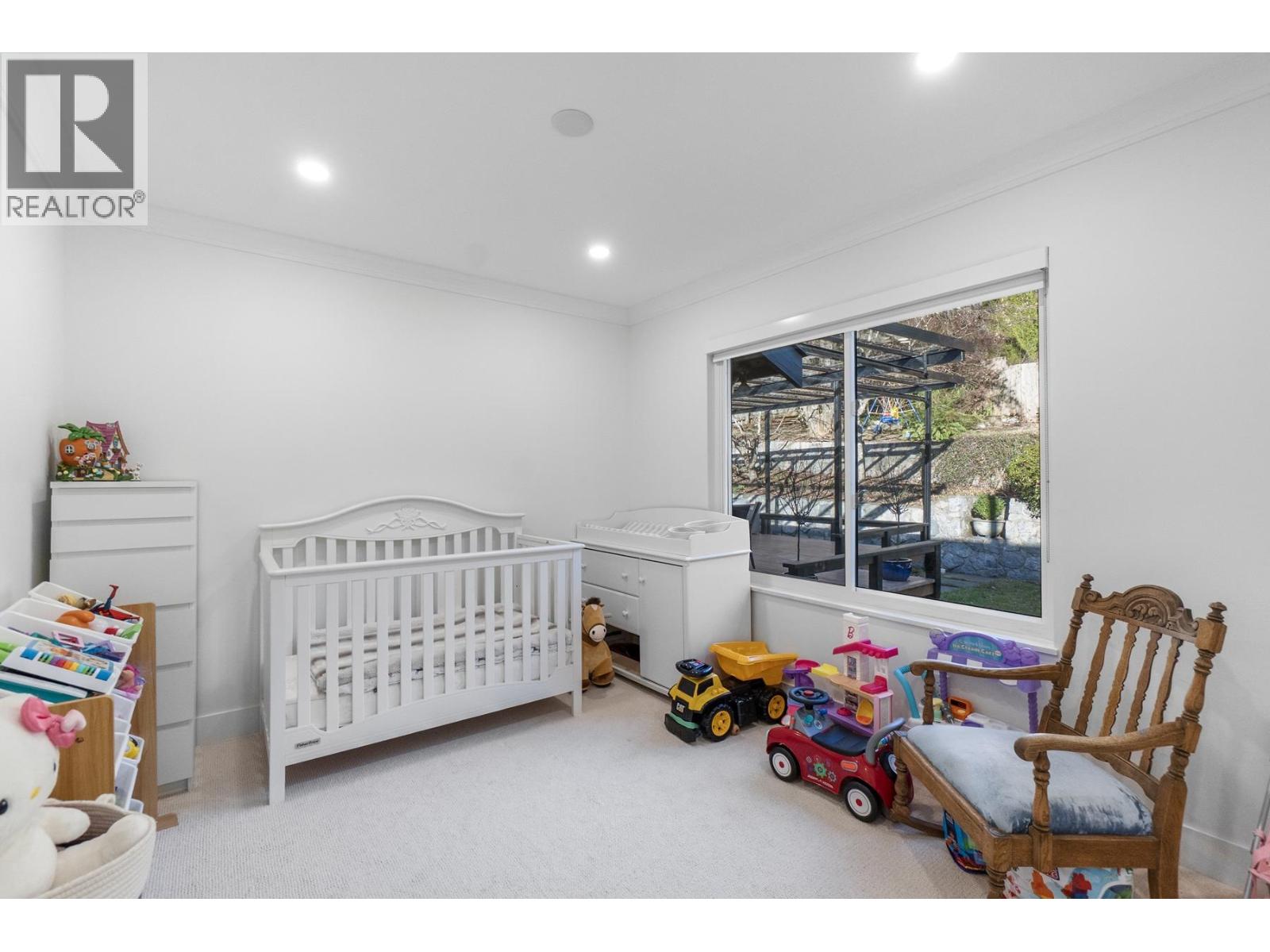 284 Montroyal Boulevard, North Vancouver, British Columbia  V7N 4E5 - Photo 31 - R3091175