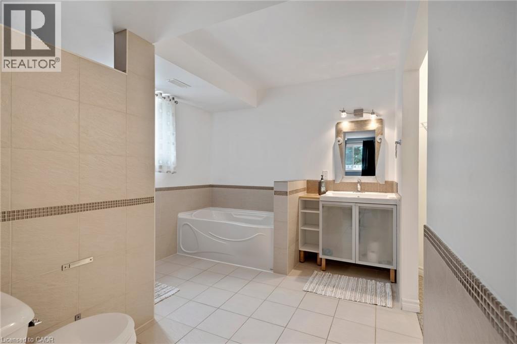 158 Mcmeeken Drive, Cambridge, Ontario  N3C 4C6 - Photo 28 - 40813530