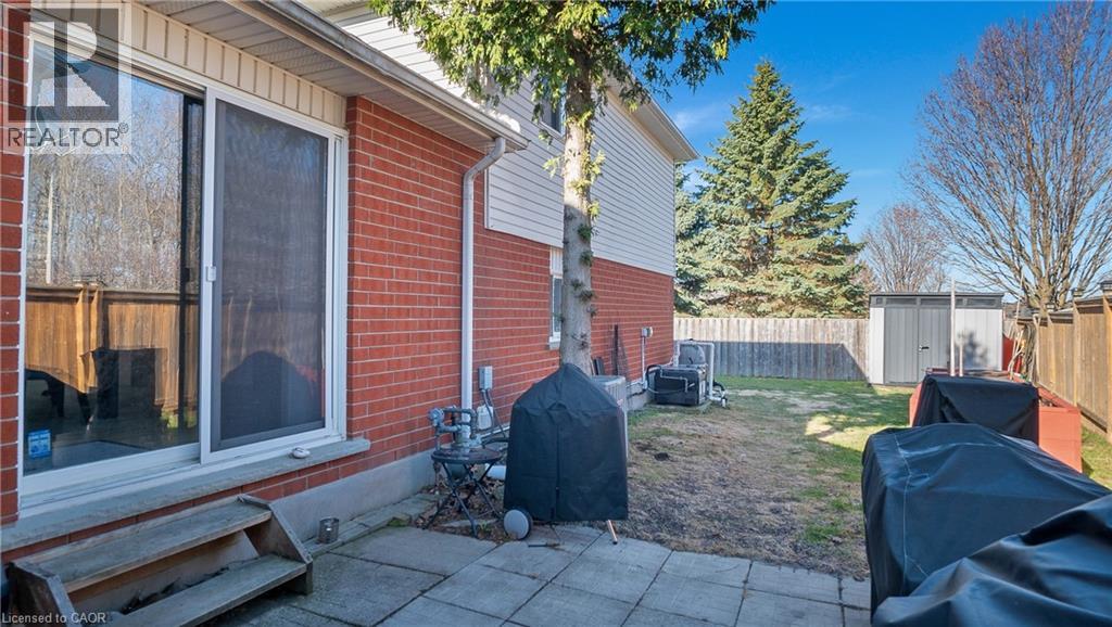 158 Mcmeeken Drive, Cambridge, Ontario  N3C 4C6 - Photo 8 - 40813530