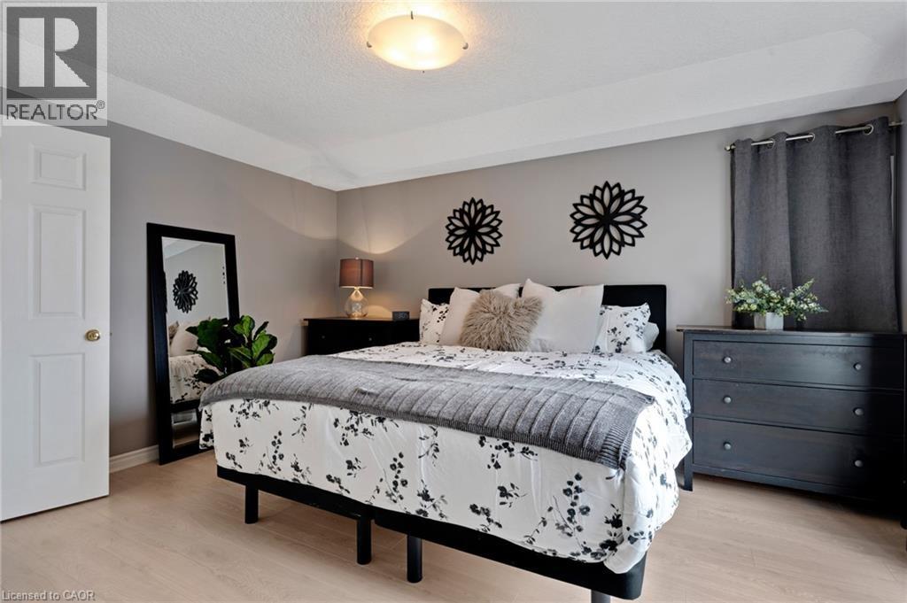 158 Mcmeeken Drive, Cambridge, Ontario  N3C 4C6 - Photo 35 - 40813530