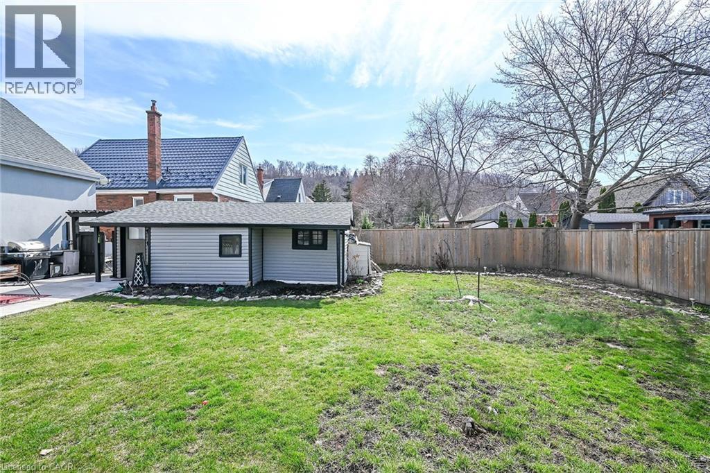 22 Marion Place, Stoney Creek, Ontario  L8G 1R7 - Photo 38 - 40816595