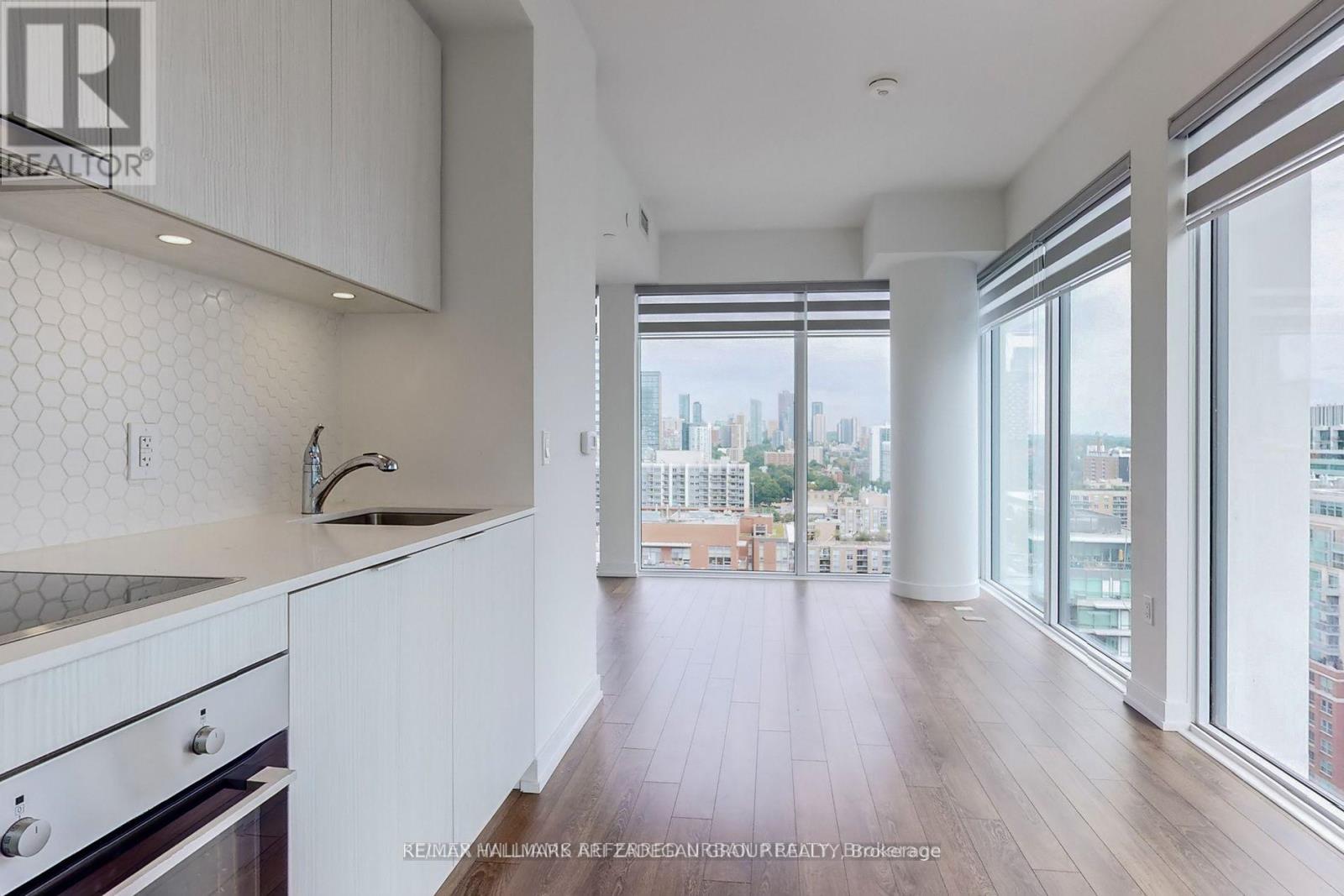 1908 - 158 Front Street E, Toronto, Ontario  M5A 0K9 - Photo 3 - C12929774