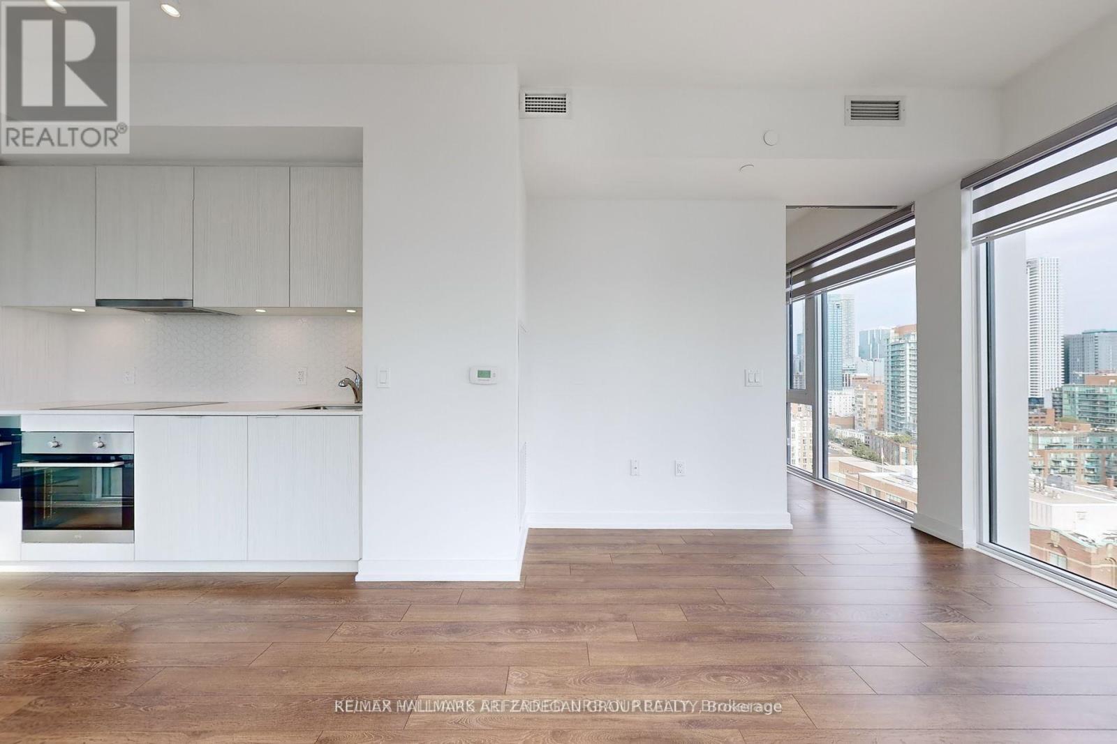 1908 - 158 Front Street E, Toronto, Ontario  M5A 0K9 - Photo 8 - C12929774