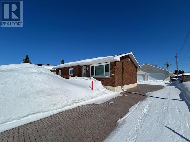 106 Superior Dr, Sault Ste. Marie, Ontario  P6B 4K8 - Photo 4 - SM260537