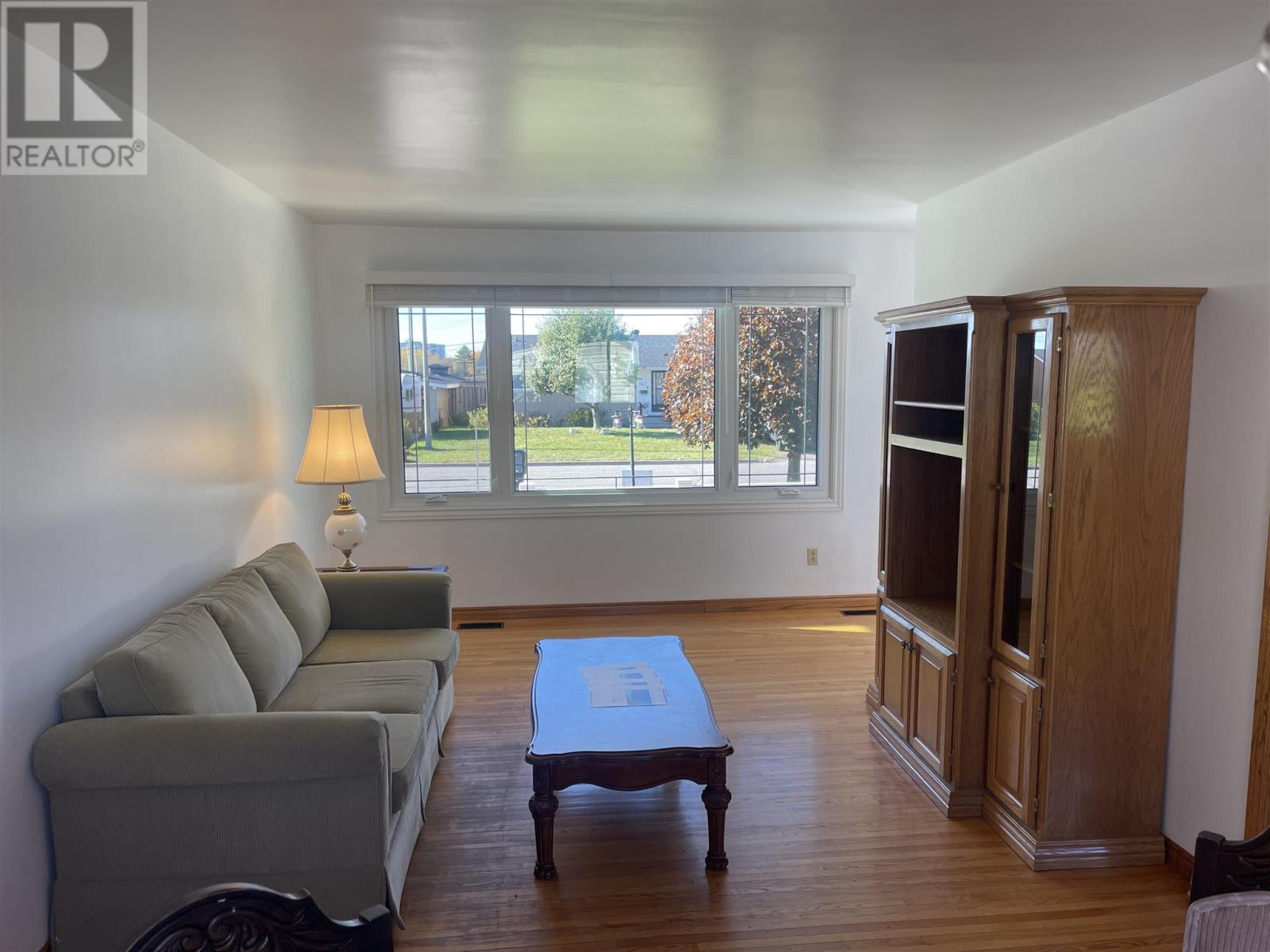 106 Superior Dr, Sault Ste. Marie, Ontario  P6B 4K8 - Photo 13 - SM260537