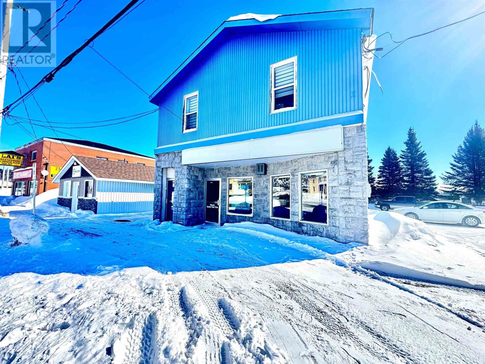 31 - 33 Broadway AVE, Wawa, Ontario