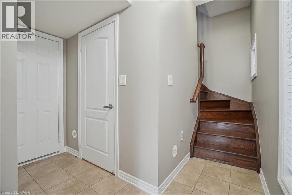 2548 Grand Oak Trail, Oakville, Ontario  L6M 0S4 - Photo 7 - 40819953