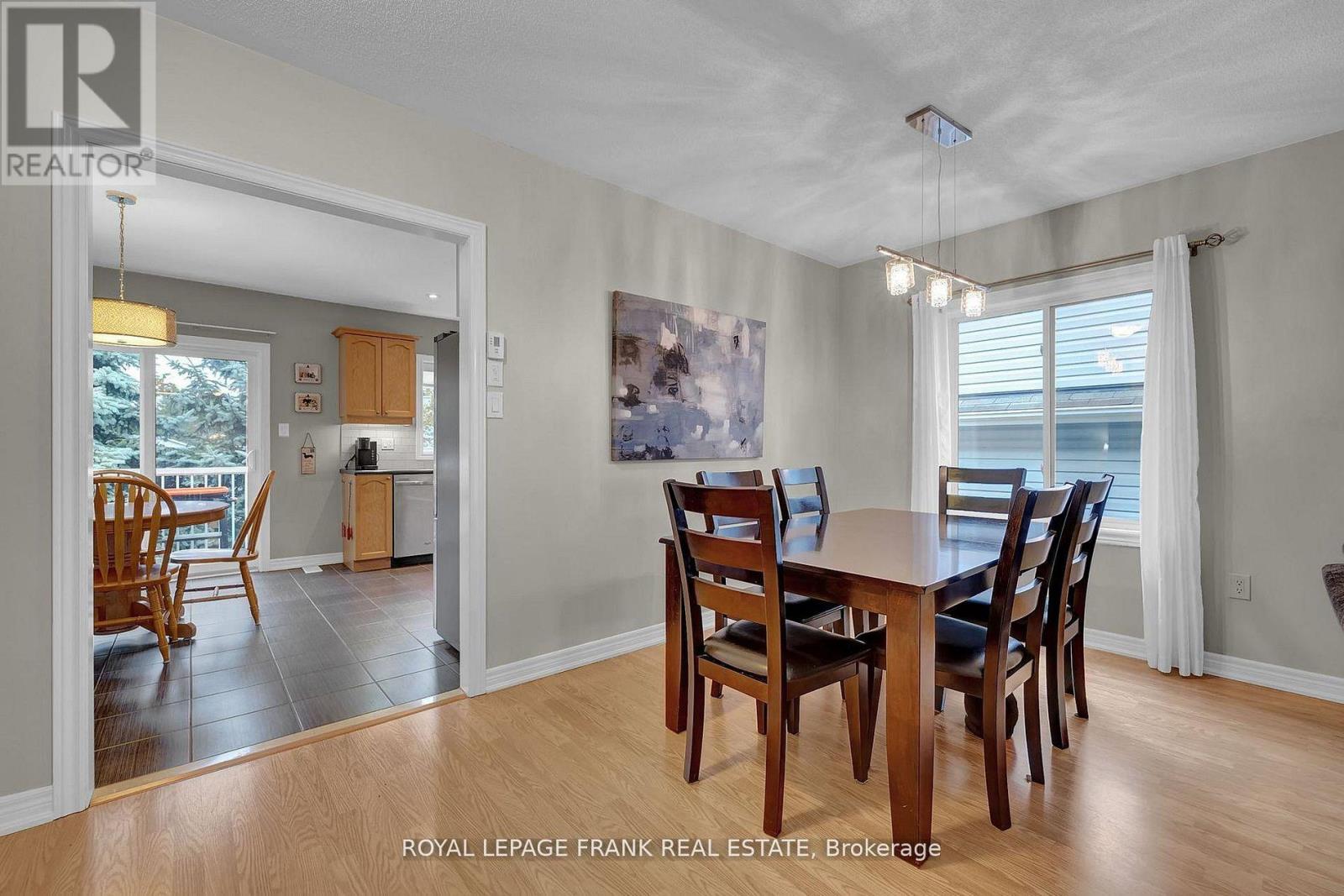 100 White Drive, Port Hope, Ontario  L1A 0B6 - Photo 5 - X12989972