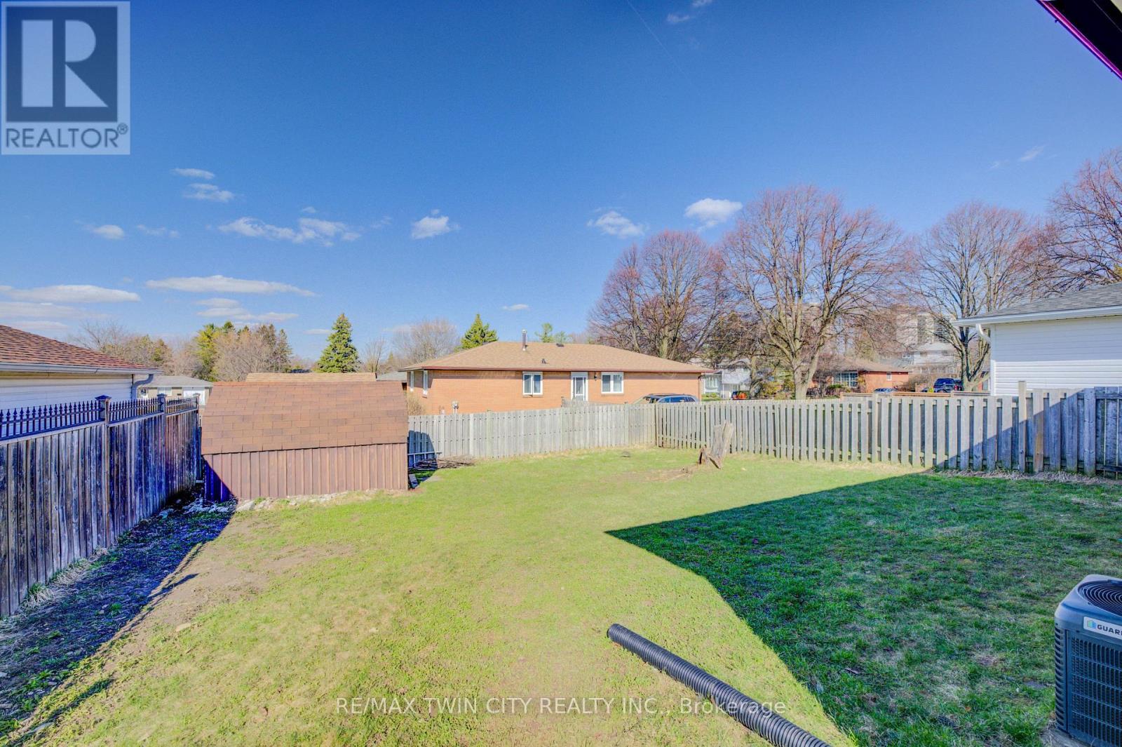 110 Hazelglen Drive, Kitchener, Ontario  N2M 2E5 - Photo 29 - X12904638