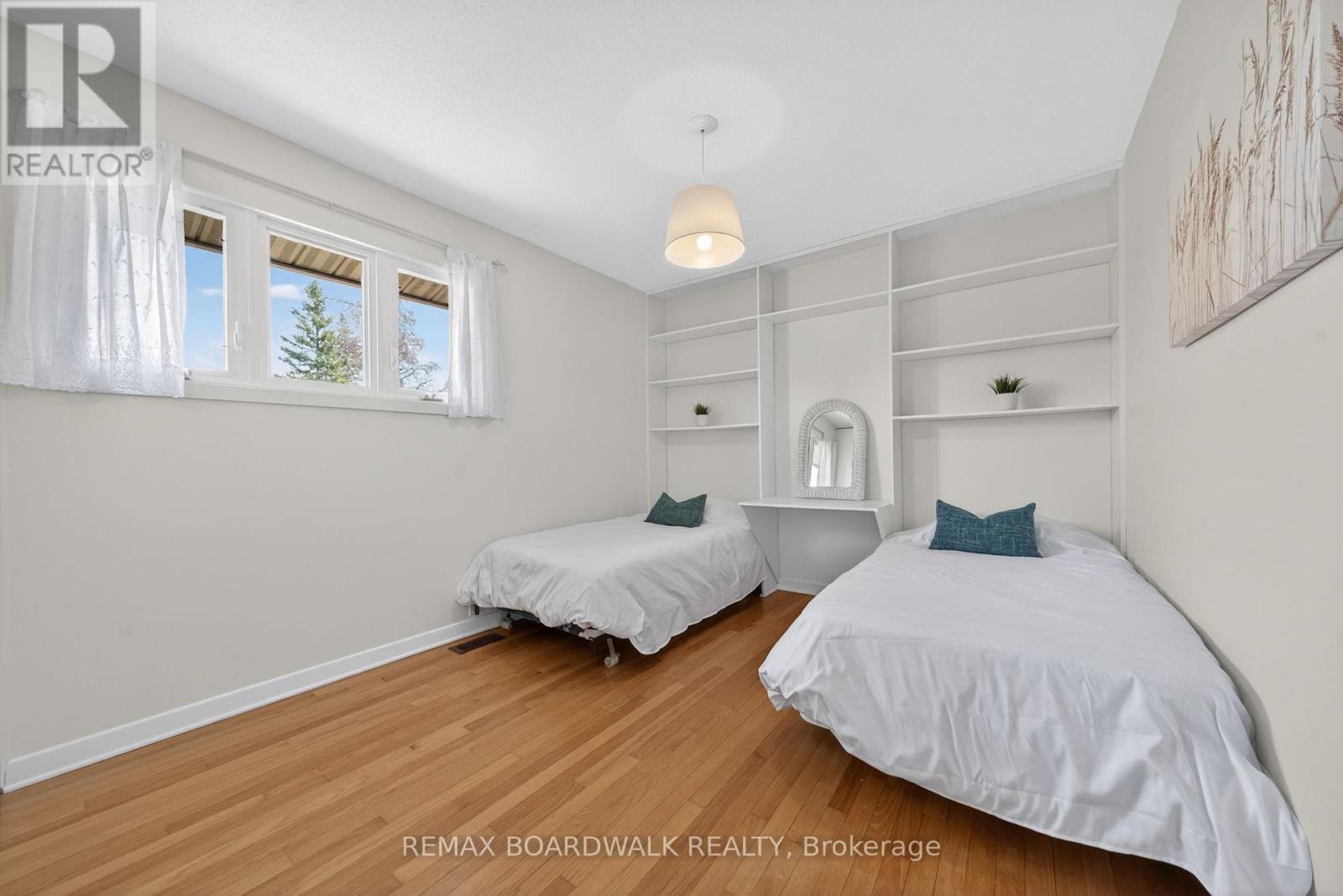 32 Bowmoor Avenue, Ottawa, Ontario  K2E 6M4 - Photo 20 - X12989912