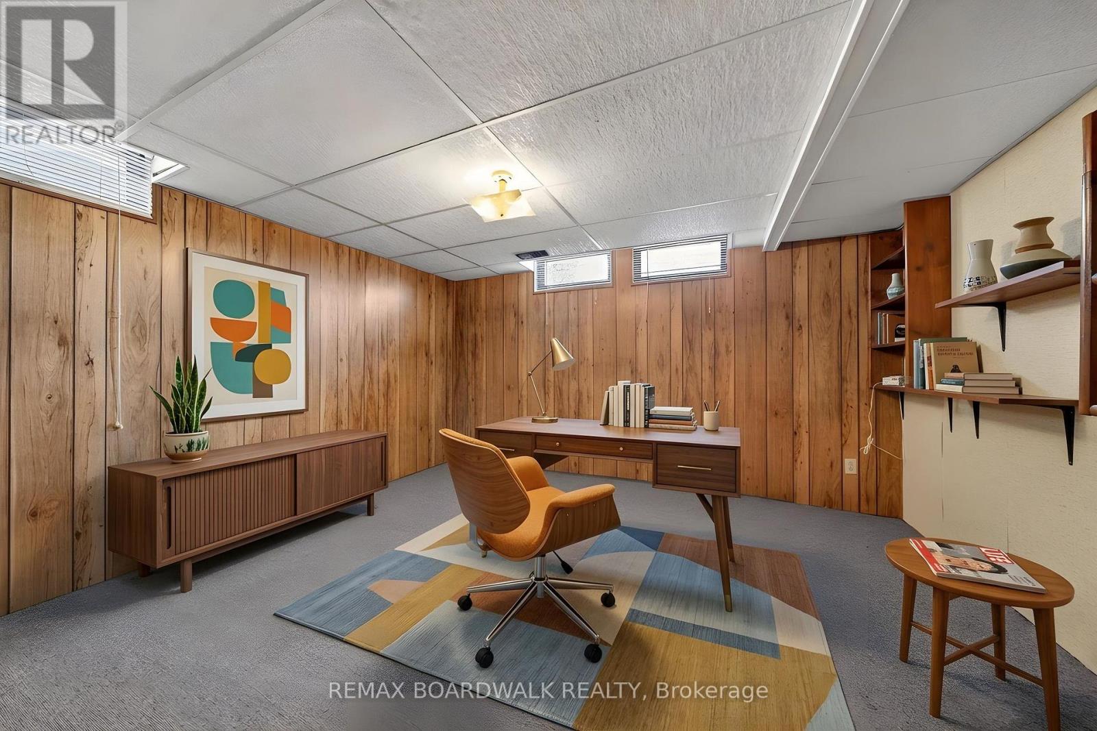 32 Bowmoor Avenue, Ottawa, Ontario  K2E 6M4 - Photo 25 - X12989912