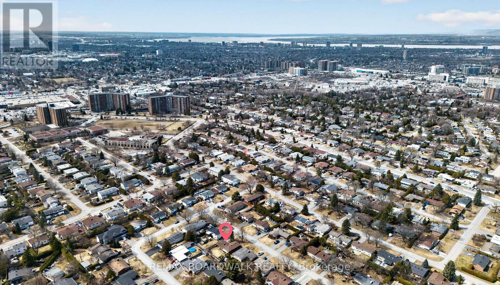 32 Bowmoor Avenue, Ottawa, Ontario  K2E 6M4 - Photo 35 - X12989912