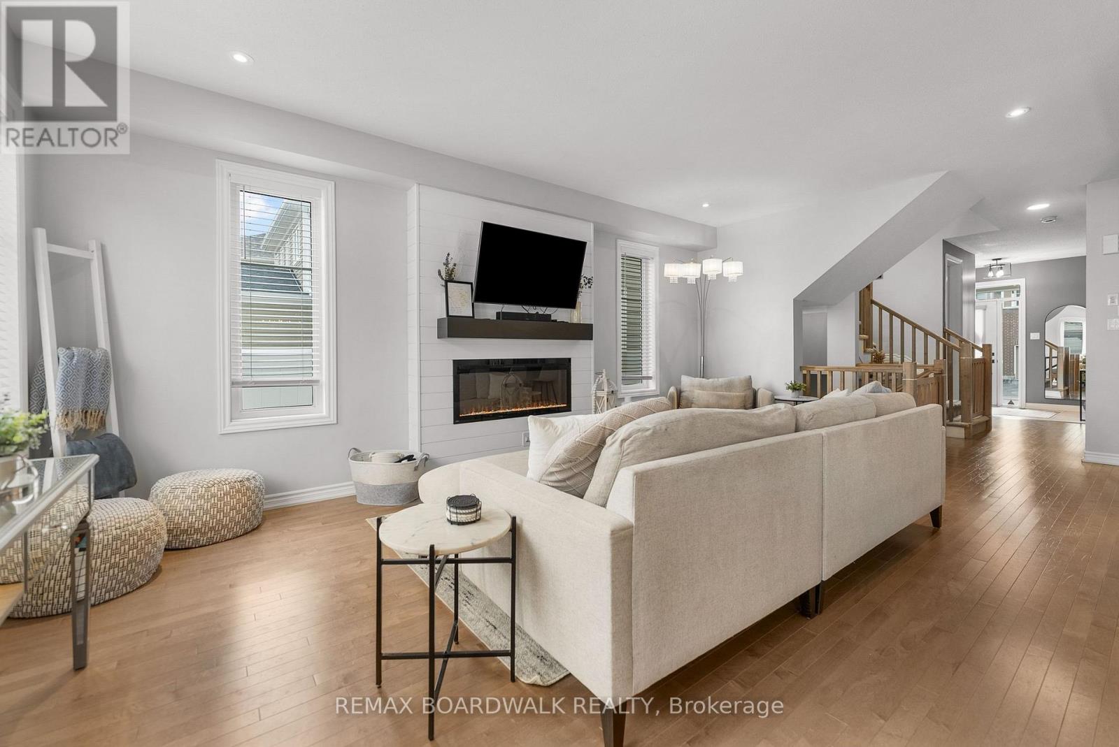 179 Equitation Circle, Ottawa, Ontario  K2V 0H2 - Photo 8 - X12989928