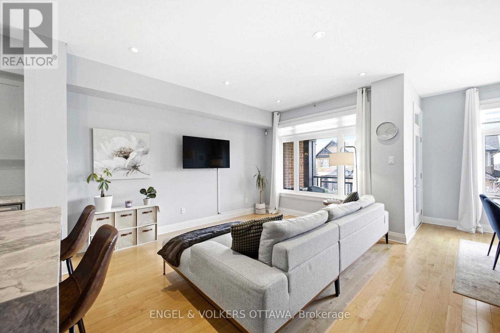 122 Nutting Crescent, Ottawa, Ontario  K4M 0C3 - Photo 17 - X12989942